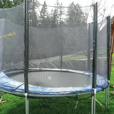 Im Landhausstil شقة